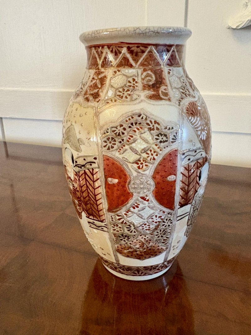 Pair of Antique Edwardian Quality Satsuma Vases - Image 10